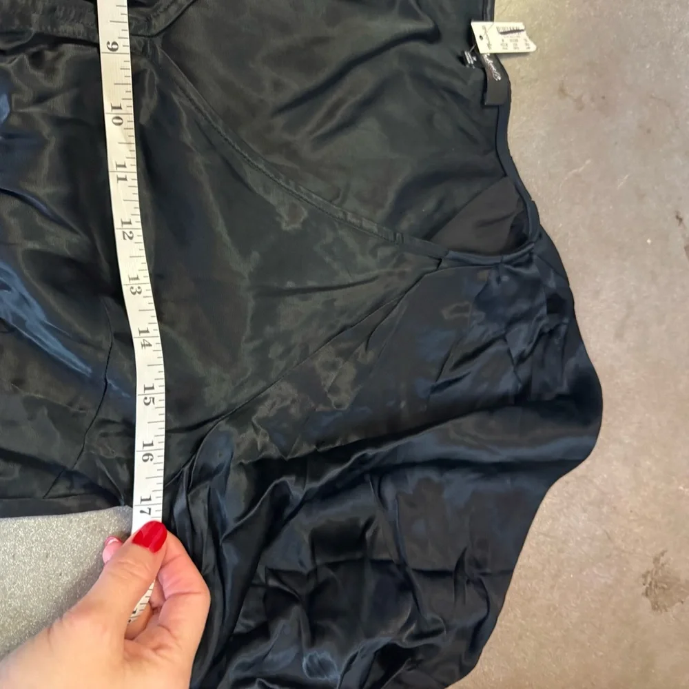 NWT Madewell Shirred Puff-Sleeve Top in Satin in Black